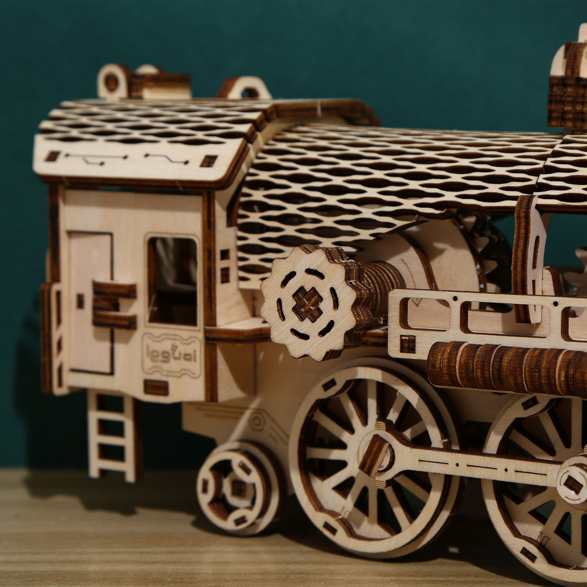 DIY Steam Train 3D Wooden Mechanical Puzzle Construction Kit | Nikpuzzles