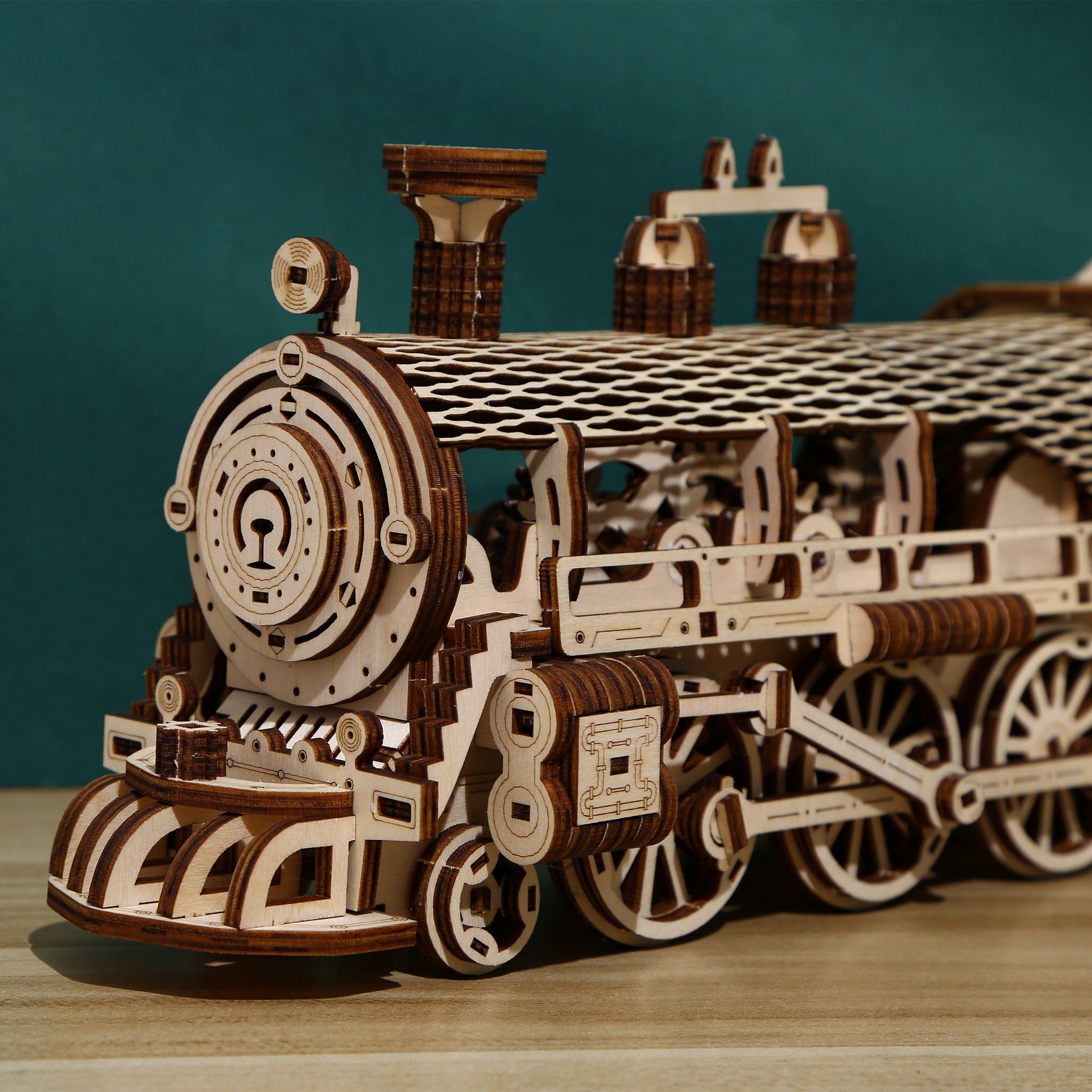 DIY Steam Train 3D Wooden Mechanical Puzzle Construction Kit | Nikpuzzles