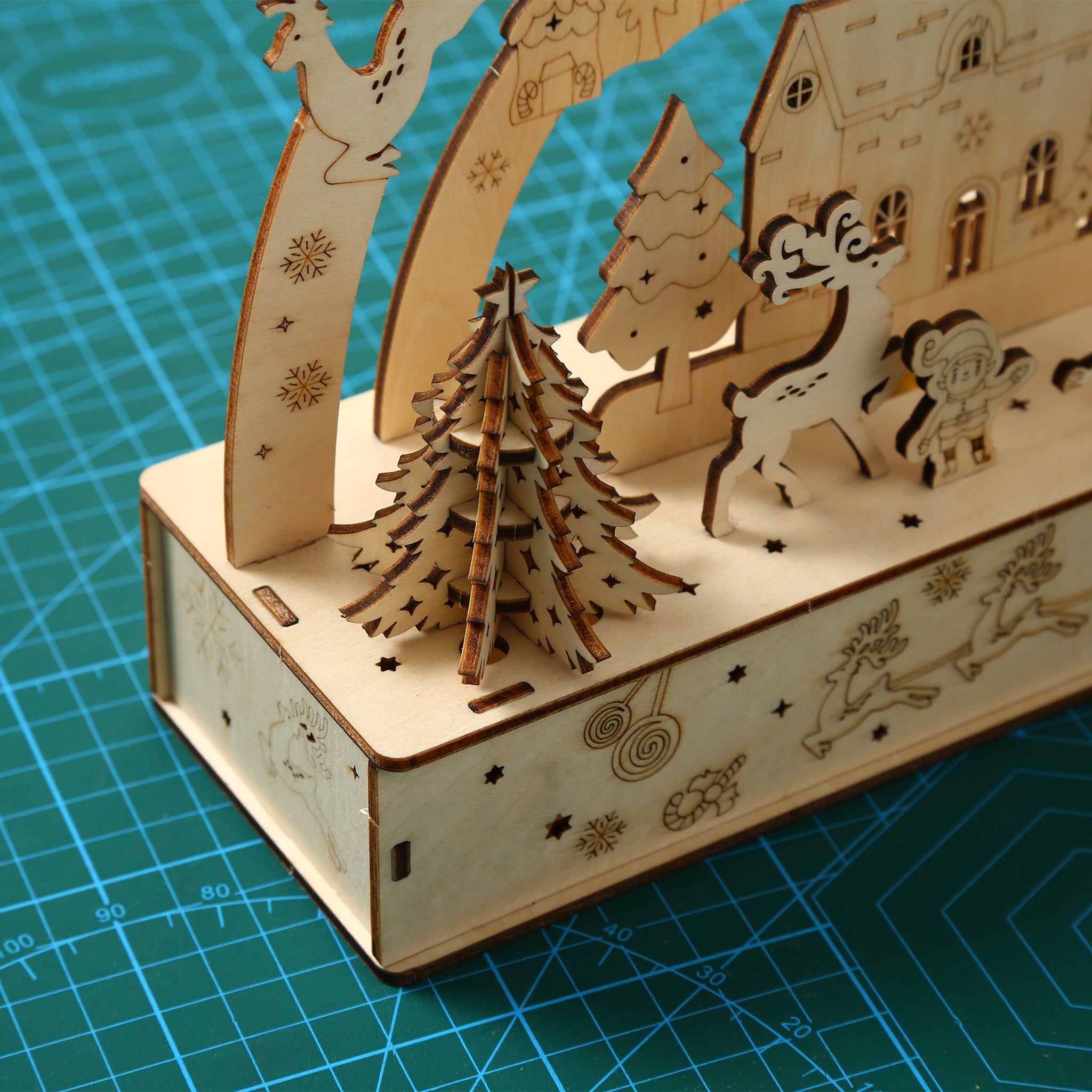 DIY Christmas Lamp 3D Wooden Puzzle Construction Kit | Nikpuzzles